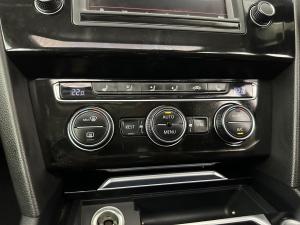 Volkswagen Passat 2.0 TSI R-LINE DSG - Image 6