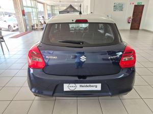 Suzuki Swift 1.2 GLX - Image 5