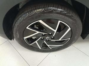 Mahindra XUV3XO 1.2T AX7L automatic - Image 10