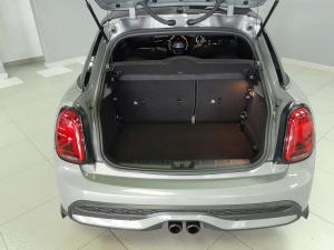 MINI Cooper S 5-Door automatic - Image 5
