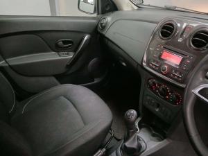 Renault Sandero 900 T Expression - Image 13