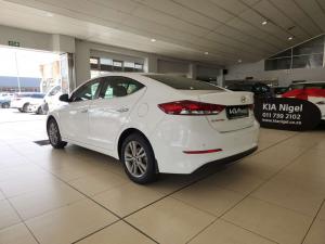 Hyundai Elantra 1.6 Executive - Image 16
