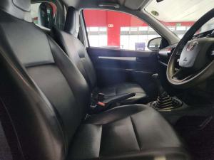 Toyota Hilux 2.4 GD SP/U Single Cab - Image 12