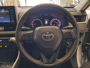 Toyota RAV4 2.0 GX CVT - Image 16