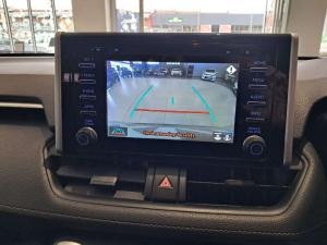 Toyota RAV4 2.0 GX CVT - Image 18