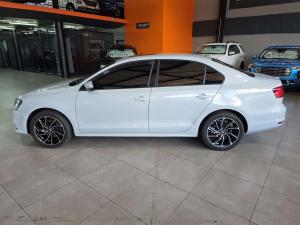 Volkswagen Jetta GP 1.4 TSI Comfortline - Image 4