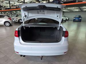 Volkswagen Jetta GP 1.4 TSI Comfortline - Image 8