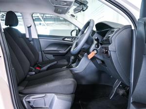 Volkswagen T-Cross 1.0TSI auto - Image 8