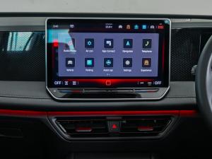 Volkswagen Tiguan 1.4TSI Life - Image 17