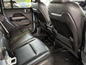 Jeep Wrangler Unlimited 2.0T Sahara - Image 8