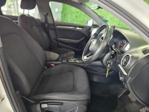 Audi A3 sedan 30TFSI - Image 17