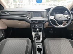 Volkswagen Polo sedan 1.6 Life auto - Image 6