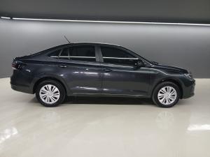 Volkswagen Polo sedan 1.6 Life auto - Image 3