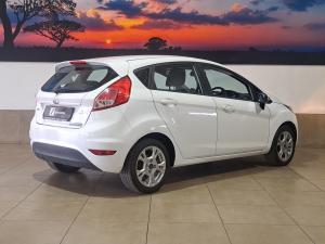 Ford Fiesta 5-door 1.0T Trend - Image 2
