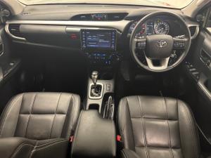 Toyota Hilux 2.8GD-6 double cab 4x4 Raider auto - Image 6