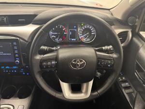 Toyota Hilux 2.8GD-6 double cab 4x4 Raider auto - Image 8