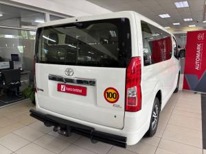 Toyota Quantum 2.8 LWB bus 11-seater GL - Image 2