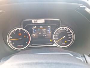 Isuzu D-Max 3.0TD double cab V-Cross - Image 11