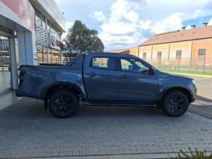 Isuzu D-Max 3.0TD double cab V-Cross - Image 3