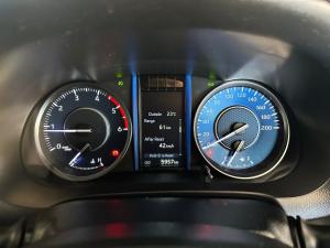 Toyota Fortuner 2.4GD-6 manual - Image 11