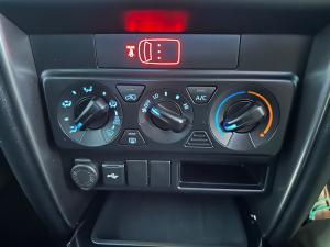 Toyota Fortuner 2.4GD-6 manual - Image 13