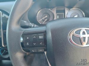 Toyota Hilux 2.4GD-6 Xtra cab Raider manual - Image 9