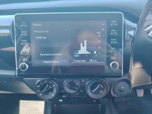 Toyota Hilux 2.4GD-6 Xtra cab Raider manual - Image 13