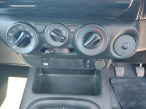 Toyota Hilux 2.4GD-6 Xtra cab Raider manual - Image 16