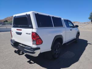 Toyota Hilux 2.4GD-6 Xtra cab Raider manual - Image 2