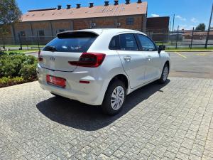 Toyota Starlet 1.5 Xi - Image 2