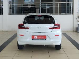 Toyota Starlet 1.5 XS manual - Image 5