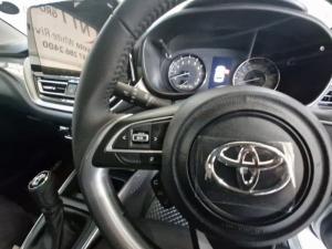 Toyota Starlet 1.5 XR automatic - Image 9