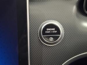 Mercedes-Benz C-Class C200 Avantgarde - Image 11