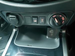 Nissan Navara 2.5DDTi double cab Pro-4X 4x4 - Image 10