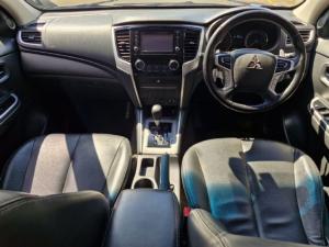 Mitsubishi Triton 2.4DI-D double cab auto - Image 8