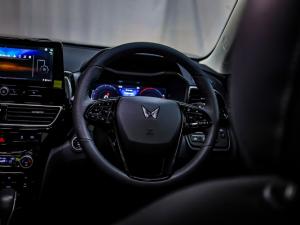 Mahindra XUV 3XO 1.2T AX7L - Image 11