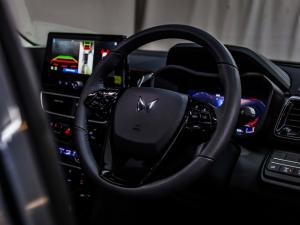 Mahindra XUV 3XO 1.2T AX7L - Image 15