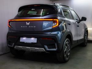 Mahindra XUV 3XO 1.2T AX7L - Image 3