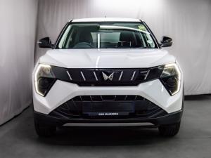 Mahindra XUV 3XO 1.2T MX2 manual - Image 5