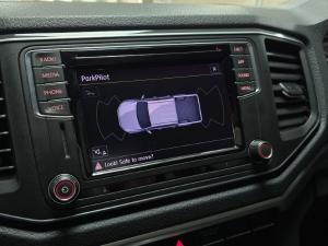 Volkswagen Amarok 2.0BiTDI double cab Highline auto - Image 6