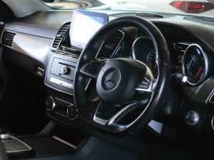 Mercedes-Benz GLE GLE43 coupe - Image 16