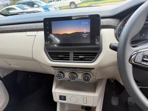 Renault Triber 1.0 Techno - Image 10