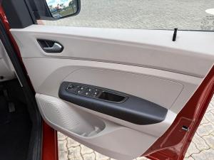 Renault Triber 1.0 Techno - Image 11