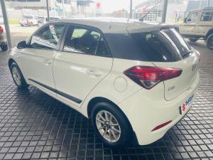 Hyundai i20 1.2 Motion - Image 5