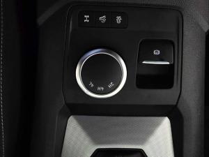 Volkswagen Amarok 2.0BiTDI double cab Life 4Motion - Image 11