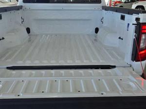 Volkswagen Amarok 2.0BiTDI double cab Life 4Motion - Image 13