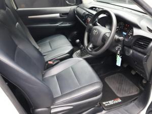 Toyota Hilux 2.0 single cab S (aircon) - Image 9