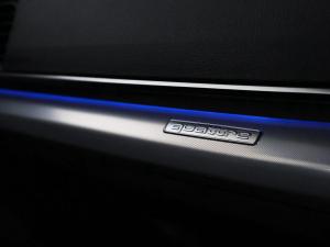 Audi Q5 40TDI quattro S line - Image 20