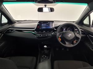 Toyota C-HR 1.2T - Image 17