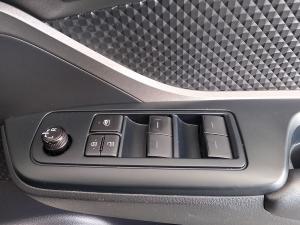 Toyota C-HR 1.2T - Image 26